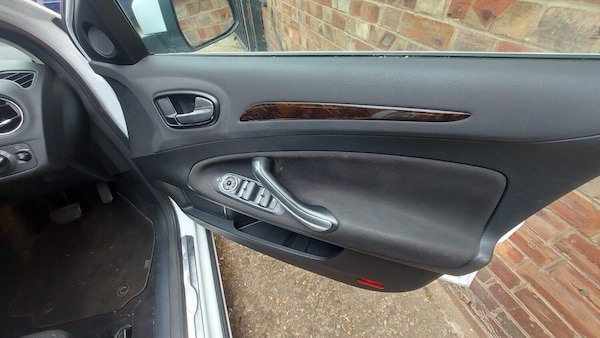 Used Ford Mondeo 2008 for sale - 76237134: Photo 16