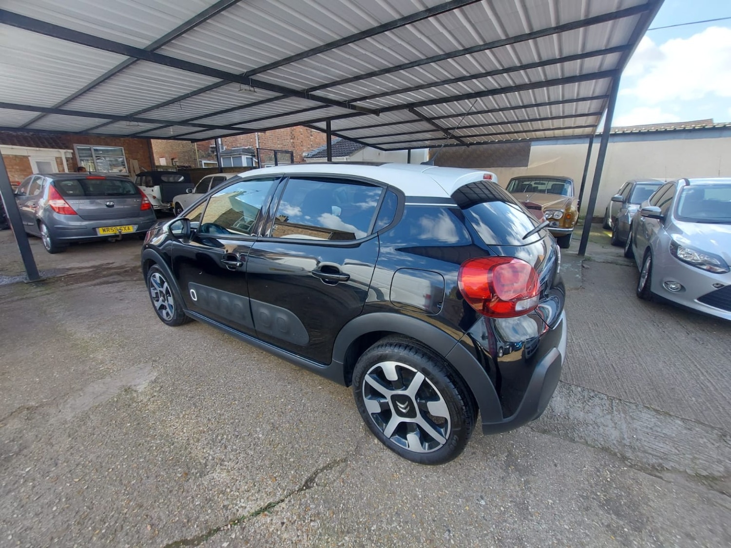 Used Citroen C3 2017 for sale - 78045654: Photo 9
