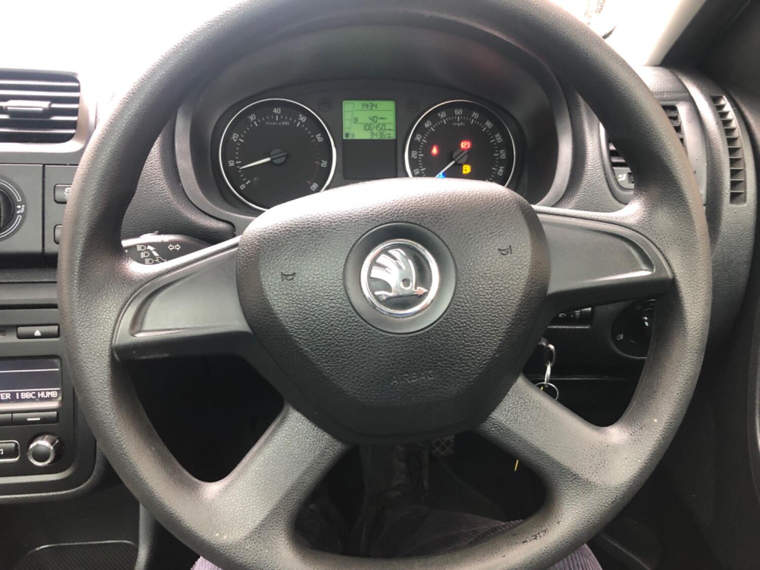 Used Skoda Roomster 2013 for sale - 76793559: Photo 27