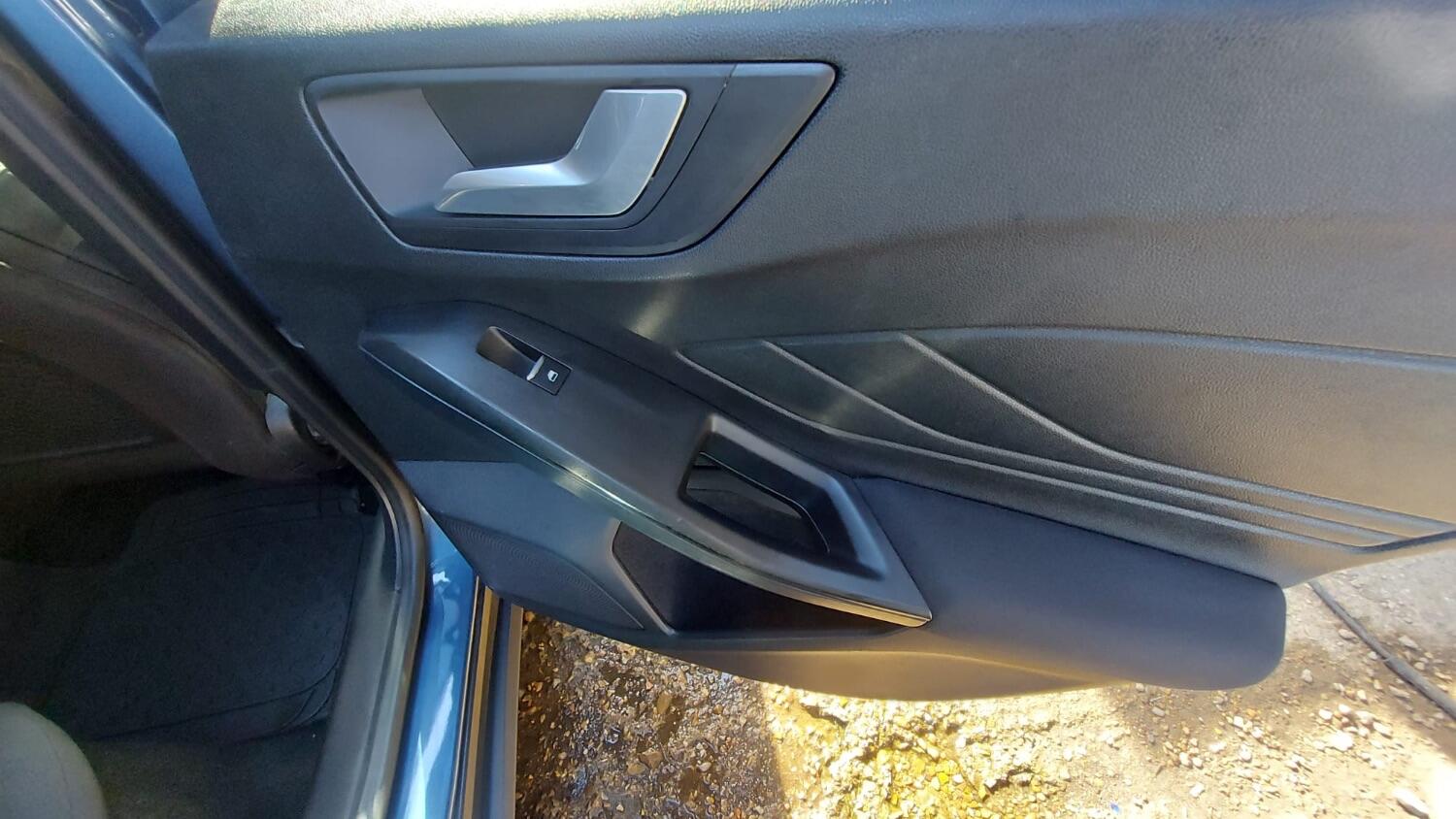 Used Ford Focus 2020 for sale - 76793550: Photo 17