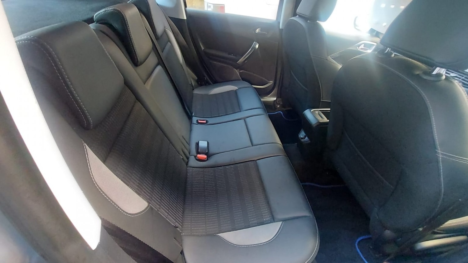 Used Peugeot 2008 2018 for sale - 76666143: Photo 19