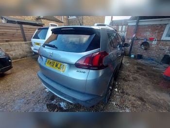 Used Peugeot 2008 2018 for sale - 76666143: Photo