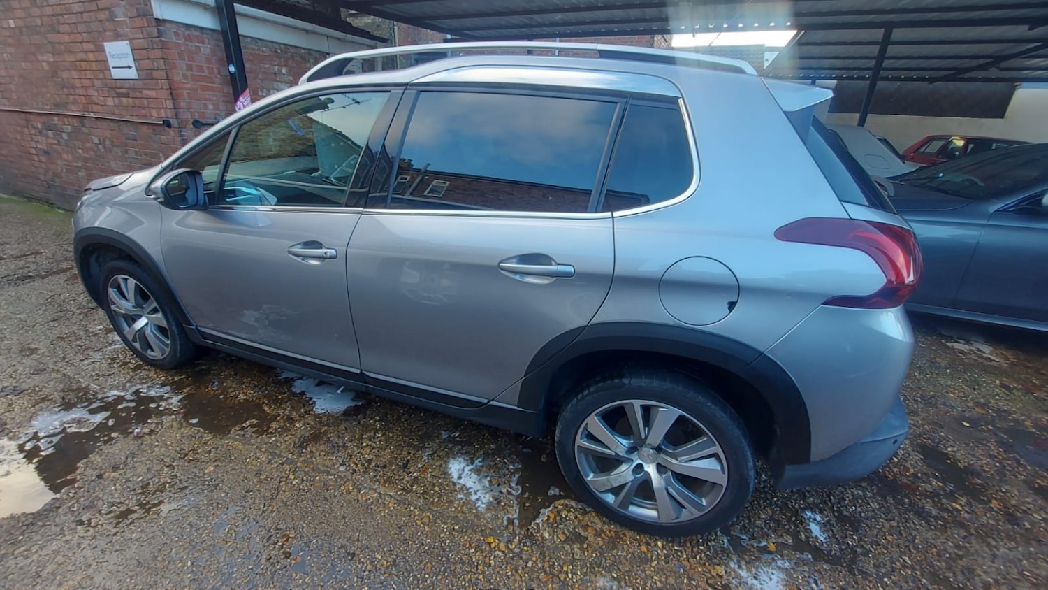Used Peugeot 2008 2018 for sale - 76666143: Photo 5