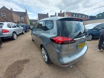 Used Vauxhall Zafira Tourer 2014 for sale - 78770057: Photo