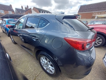 Used Mazda Mazda3 2017 for sale - 78045624: Photo