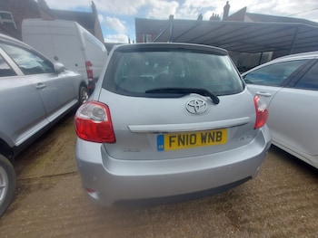 Used Toyota Auris 2010 for sale - 77609960: Photo