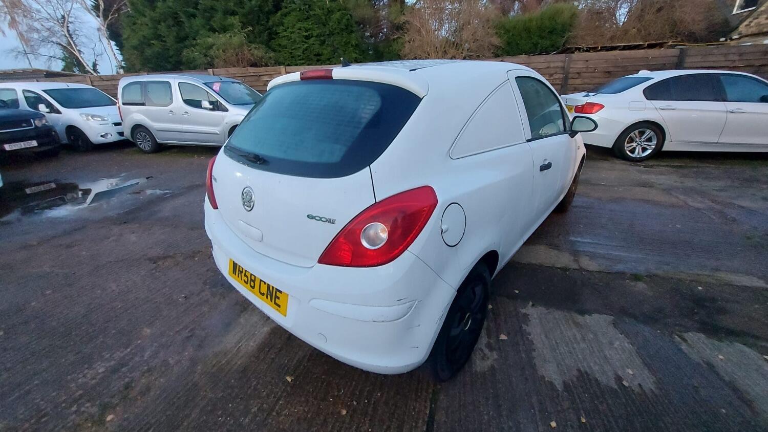 Used Vauxhall Corsa 2009 for sale - 76793570: Photo 10
