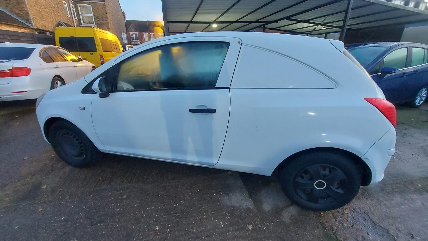 Used Vauxhall Corsa 2009 for sale - 76793570: Photo 7