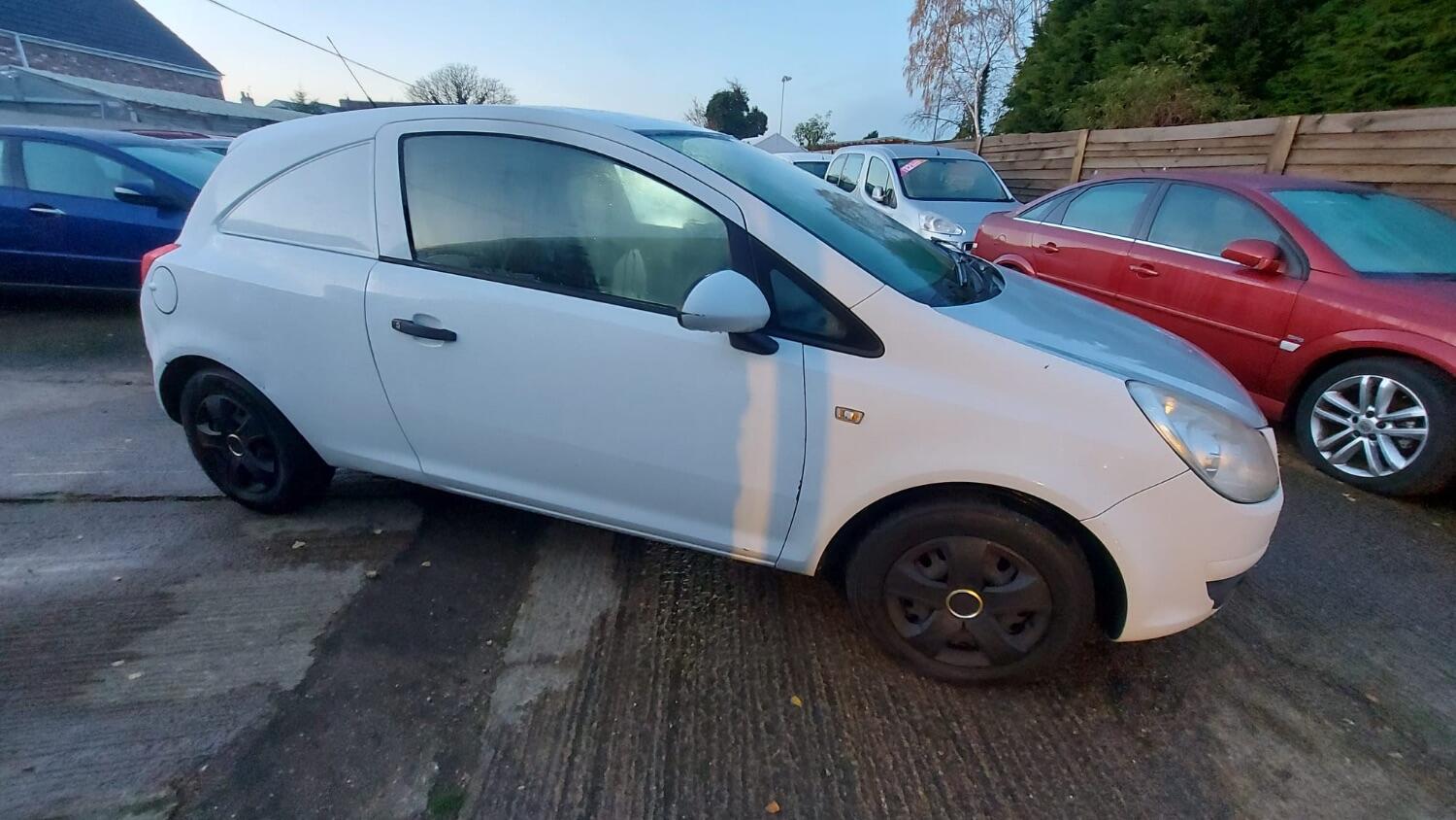 Used Vauxhall Corsa 2009 for sale - 76793570: Photo 9