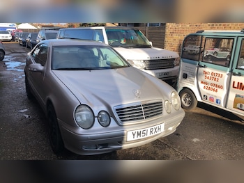 Used Mercedes-Benz CLK 2002 for sale - 77258542: Photo