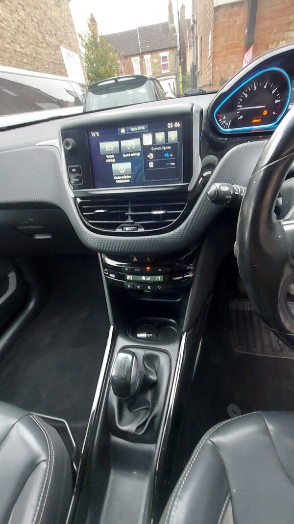 Used Peugeot 2008 2016 for sale - 76237142: Photo 11