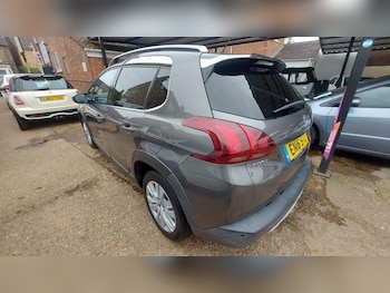 Used Peugeot 2008 2016 for sale - 76237142: Photo 4
