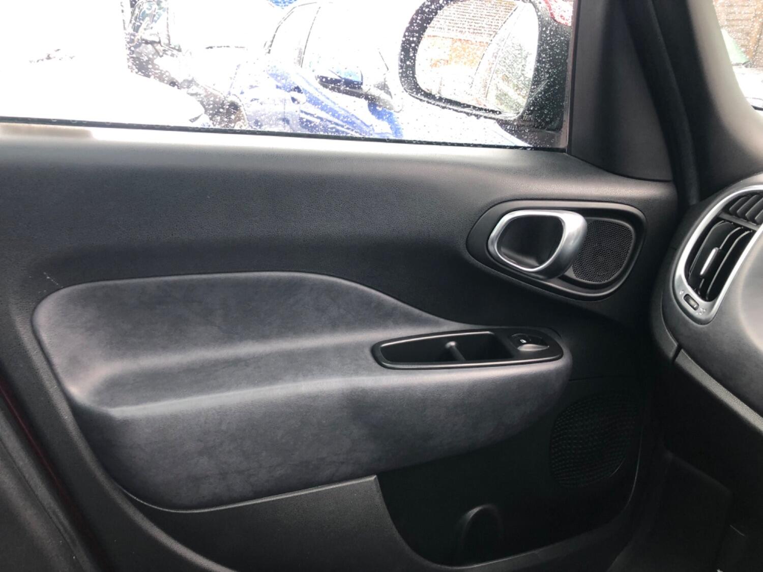 Used Fiat 500L 2013 for sale - 76793560: Photo 32