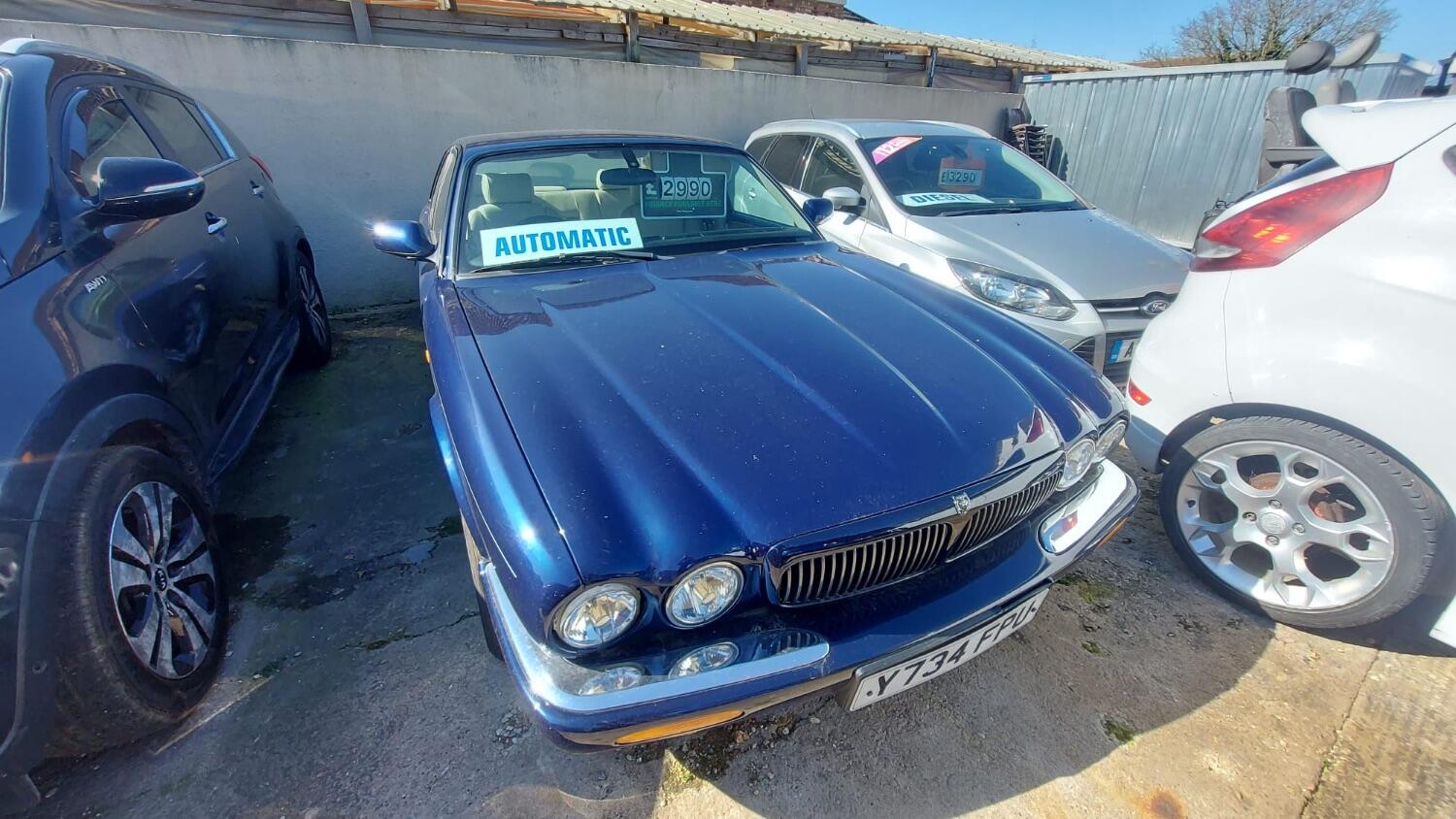 Used Jaguar XJ 2001 for sale - 76793563: Photo 2