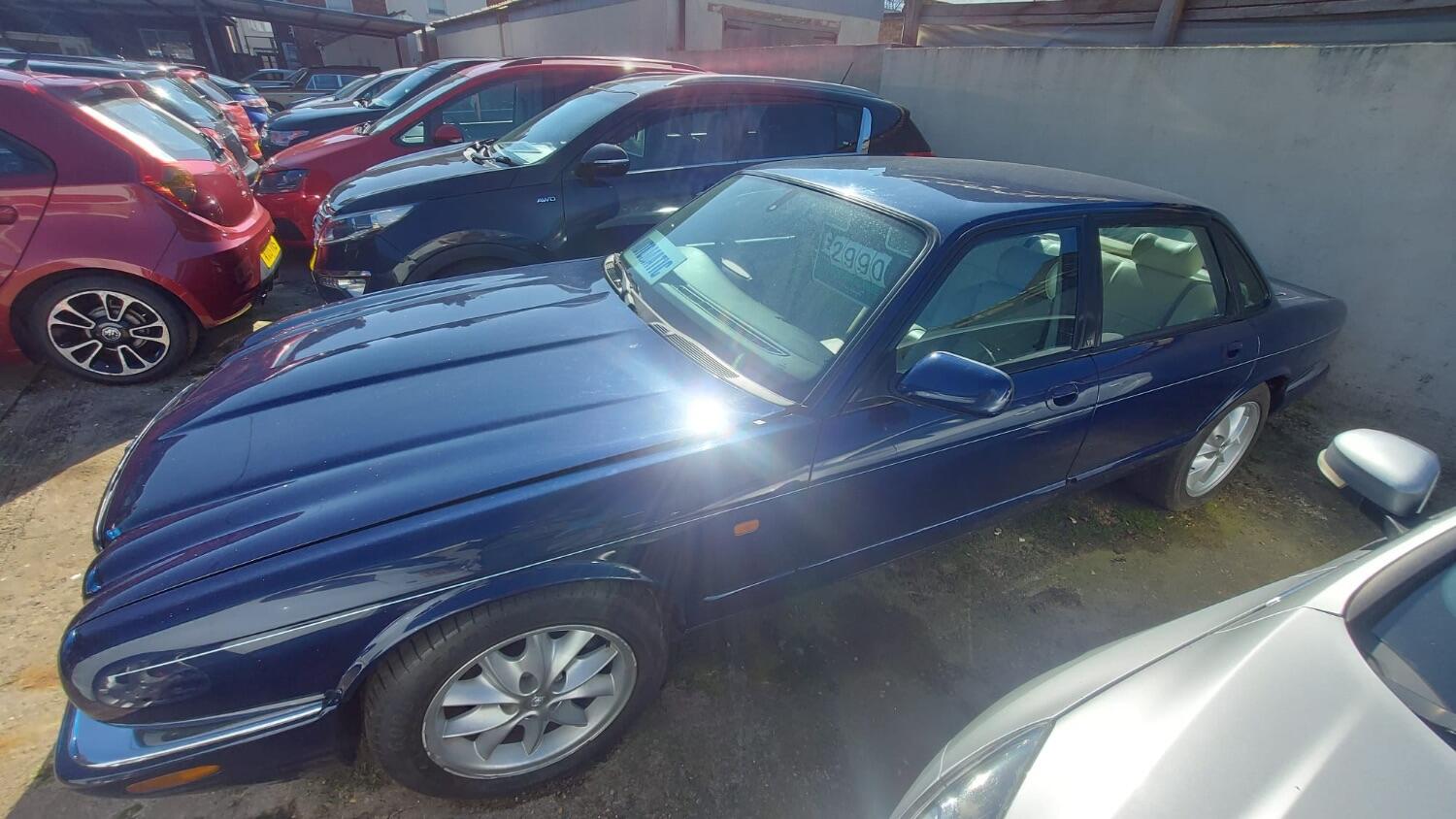 Used Jaguar XJ 2001 for sale - 76793563: Photo 8