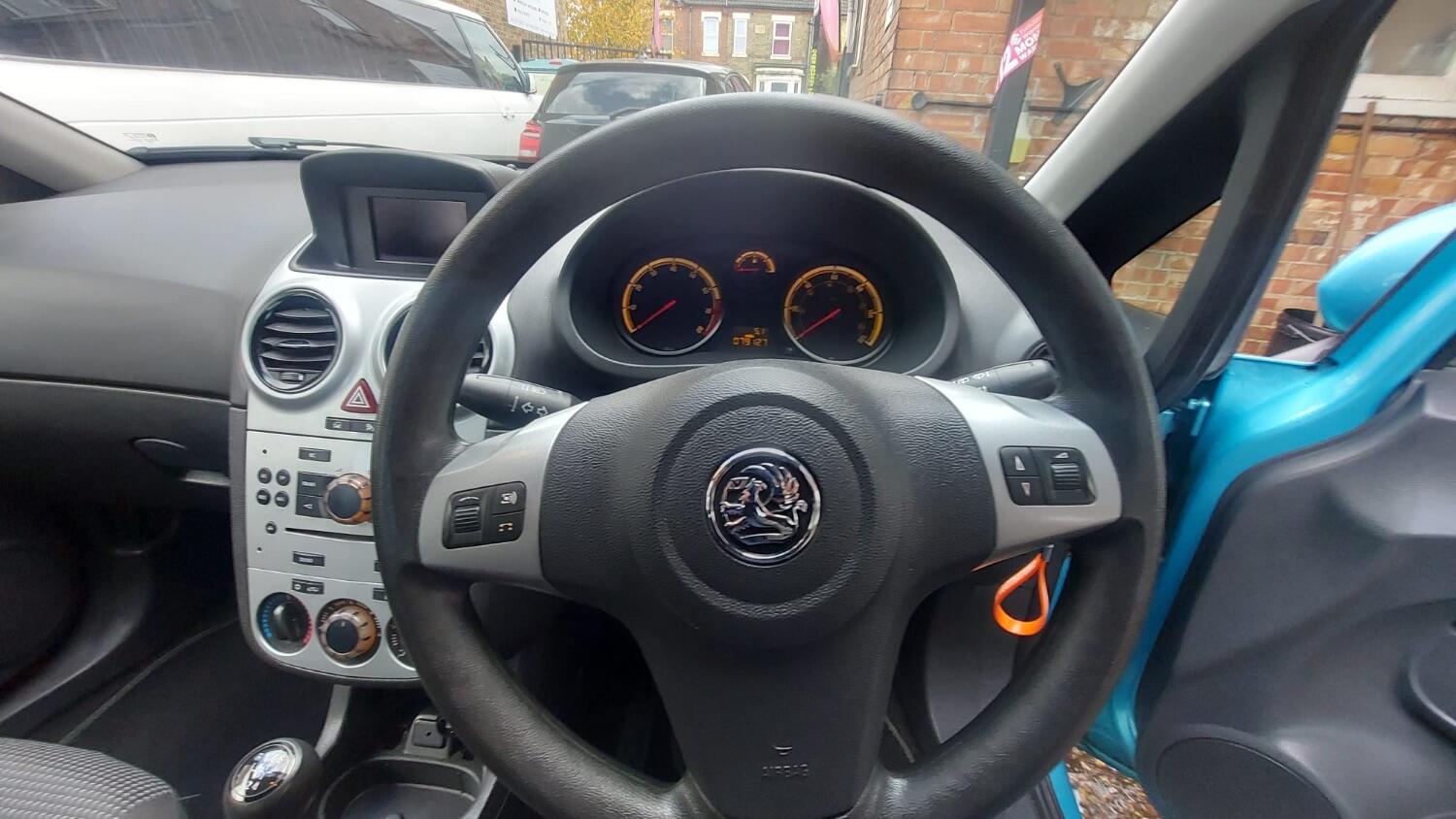 Used Vauxhall Corsa 2011 for sale - 76358239: Photo 17