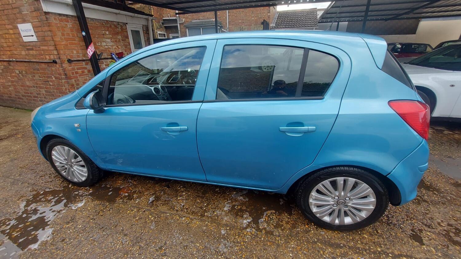 Used Vauxhall Corsa 2011 for sale - 76358239: Photo 7