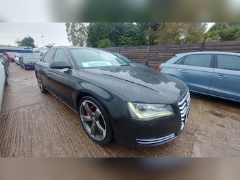 2013 - 3.0 TDI V6 SE Executive 4-Door