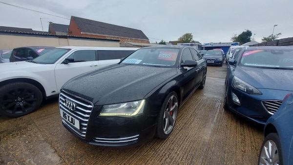 Used Audi A8 2013 for sale - 76268510: Photo 2