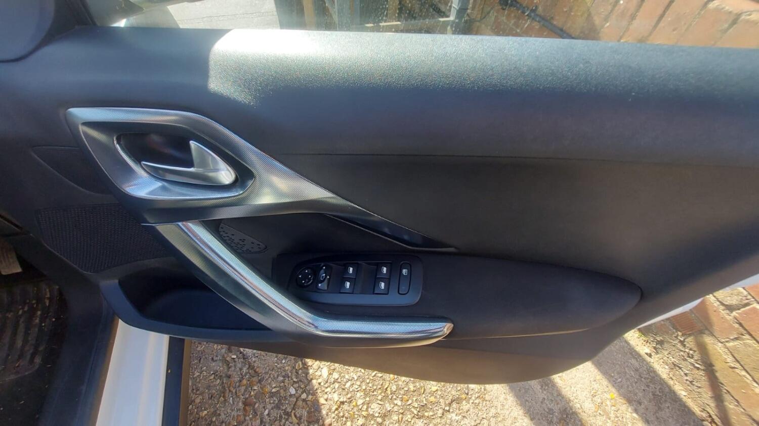 Vehicle 33