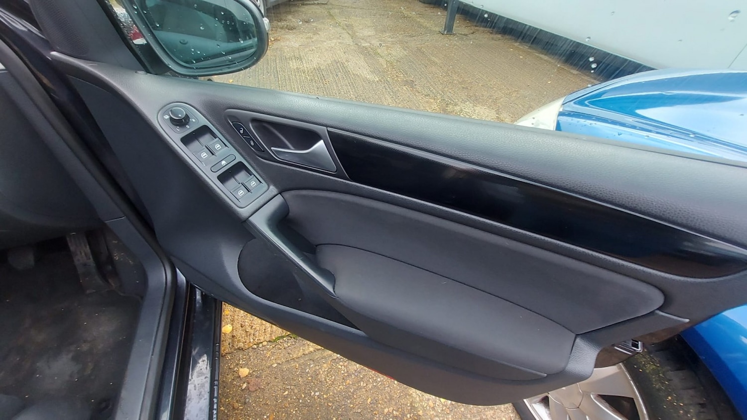 Used Volkswagen Golf Plus 2010 for sale - 76455397: Photo 15