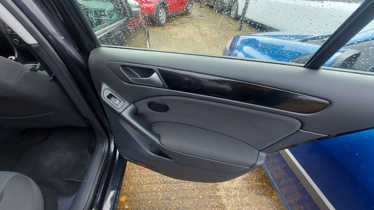 Used Volkswagen Golf Plus 2010 for sale - 76455397: Photo 16