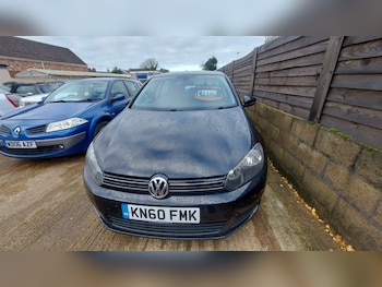 Used Volkswagen Golf Plus 2010 for sale - 76455397: Photo