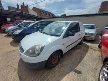 Used Ford Fiesta Van 2007 for sale - 78552510: Photo
