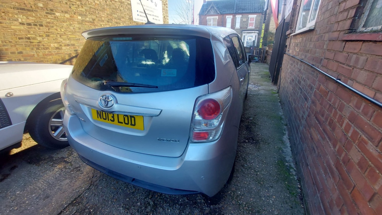 Used Toyota Verso 2013 for sale - 76712387: Photo 2