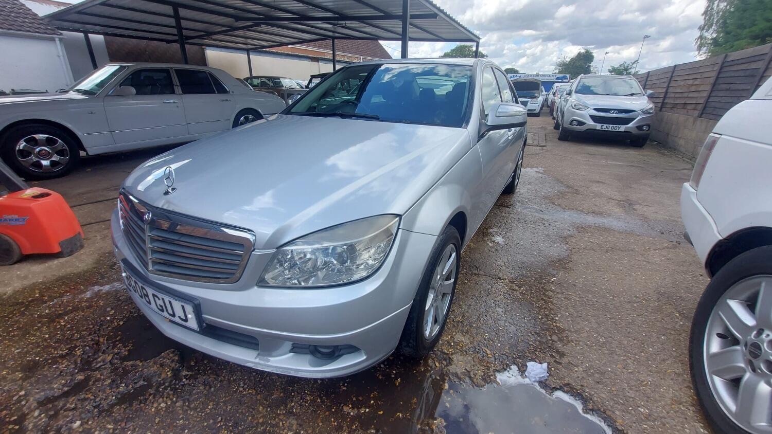Used Mercedes-Benz C Class 2008 for sale - 77464844: Photo 2