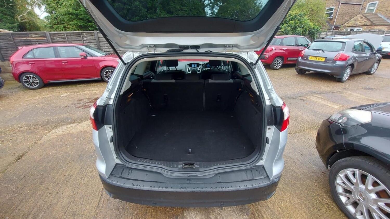 Used Ford Focus 2014 for sale - 76793571: Photo 15