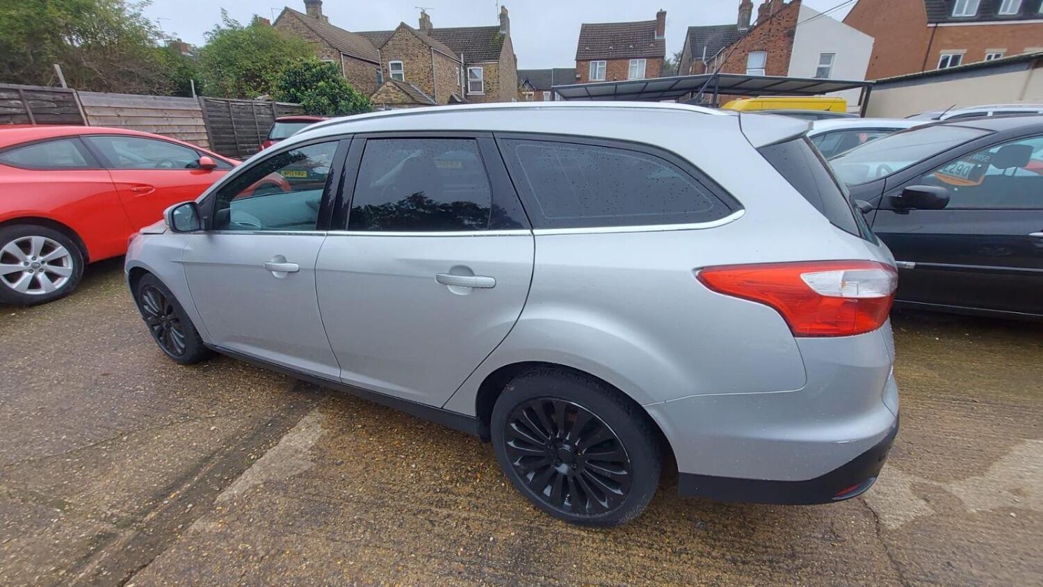 Used Ford Focus 2014 for sale - 76793571: Photo 8