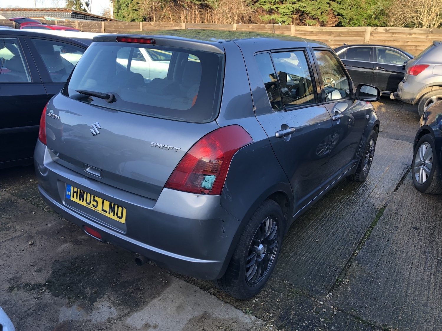 Used Suzuki Swift 2005 for sale - 77056593: Photo 8