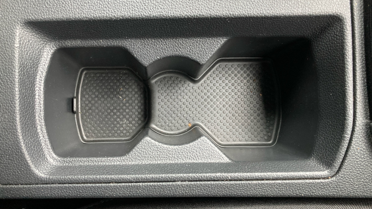 Used Volkswagen T-Roc 2023 for sale - 77127275: Photo 23