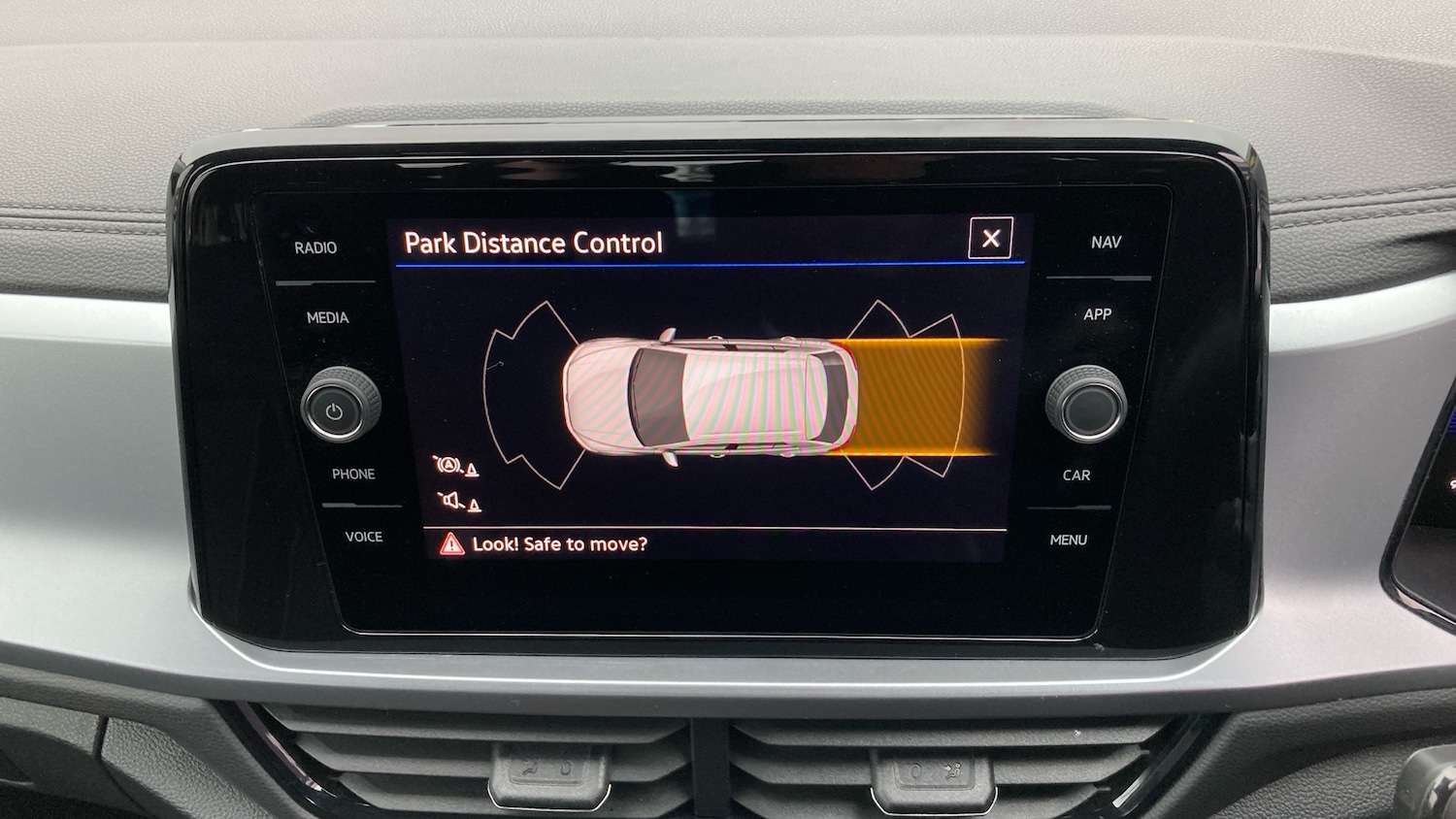 Used Volkswagen T-Roc 2023 for sale - 77127275: Photo 30