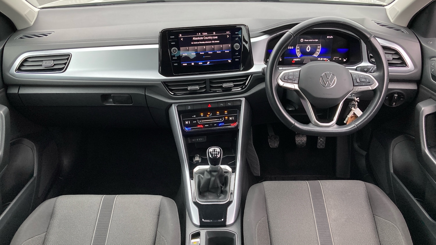 Used Volkswagen T-Roc 2023 for sale - 77127275: Photo 9