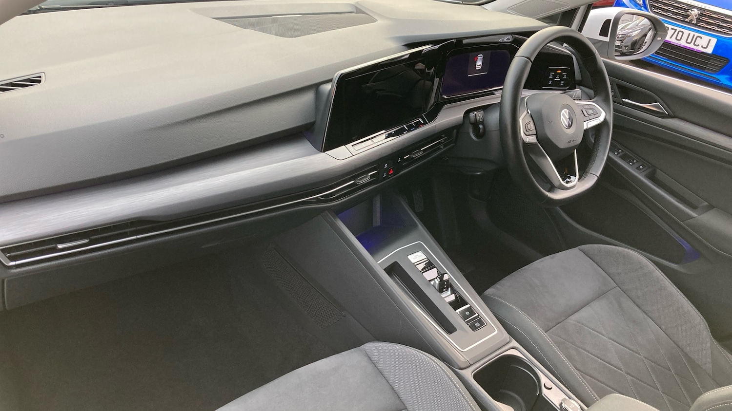 Used Volkswagen Golf 2021 for sale - 76588540: Photo 2