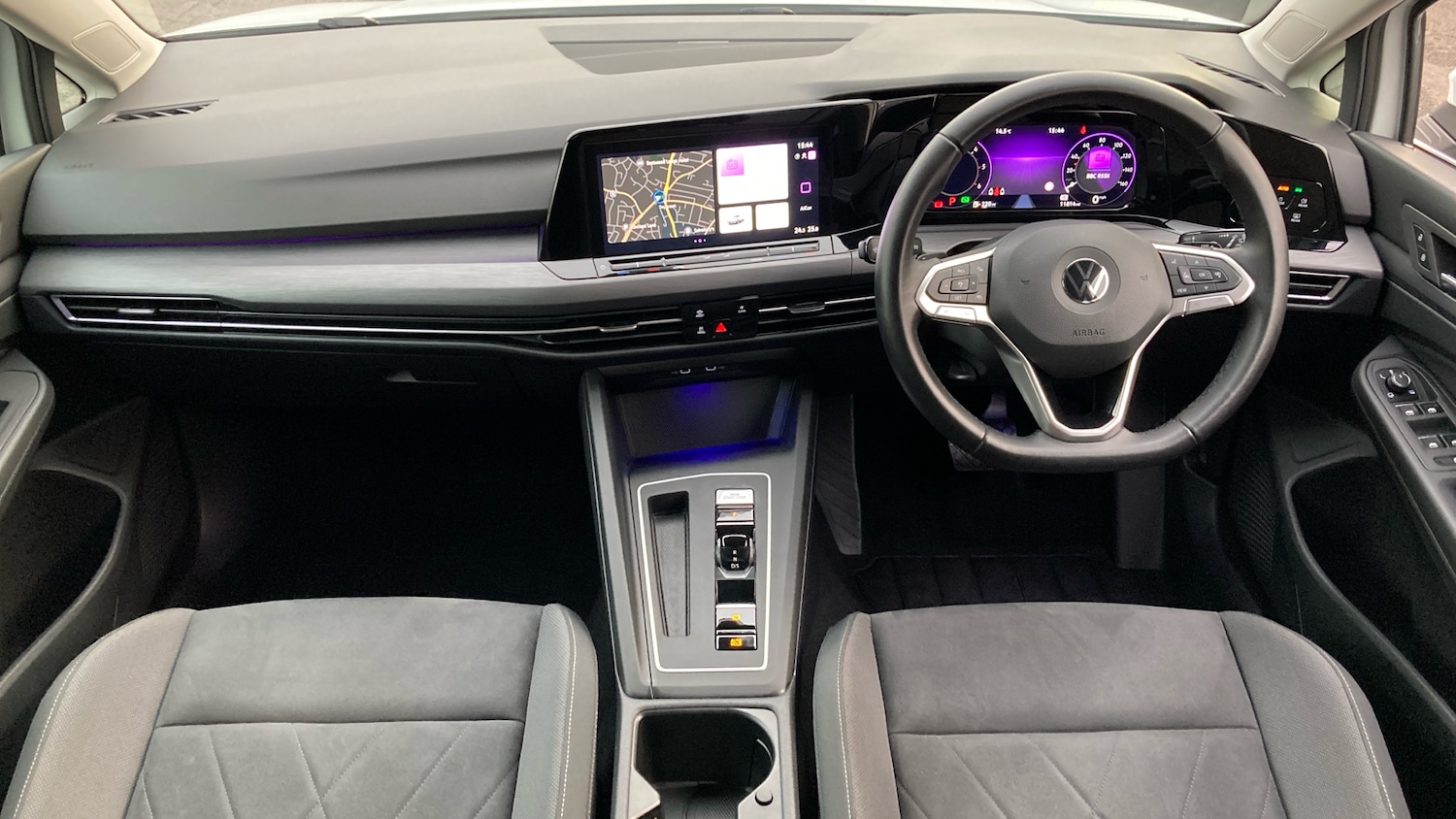 Used Volkswagen Golf 2021 for sale - 76588540: Photo 9