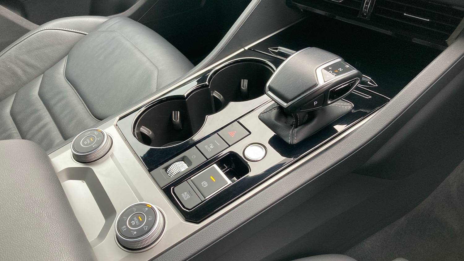 Used Volkswagen Touareg 2021 for sale - 76545174: Photo 14