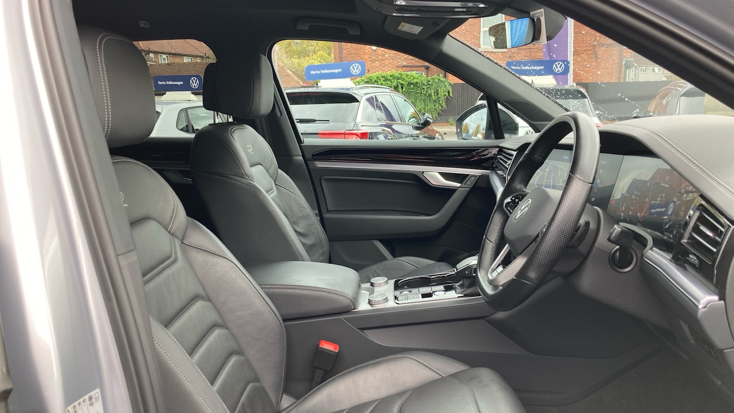 Used Volkswagen Touareg 2021 for sale - 76545174: Photo 15