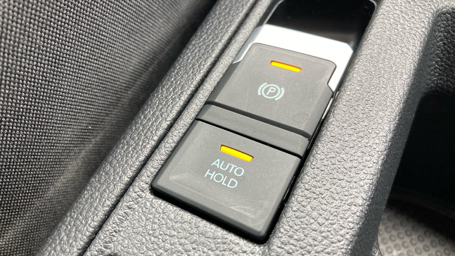 Used Volkswagen T-Roc 2025 for sale - 76263724: Photo 25