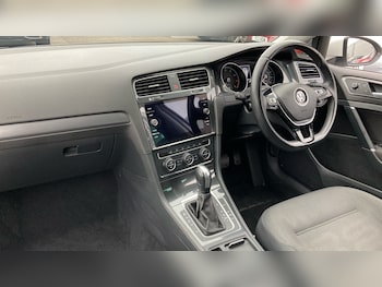 Used Volkswagen Golf 2020 for sale - 76319531: Photo