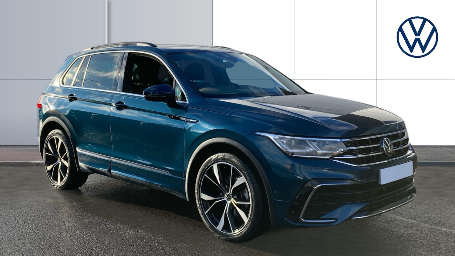 Used Volkswagen Tiguan 2022 for sale - 76818717: Photo 1