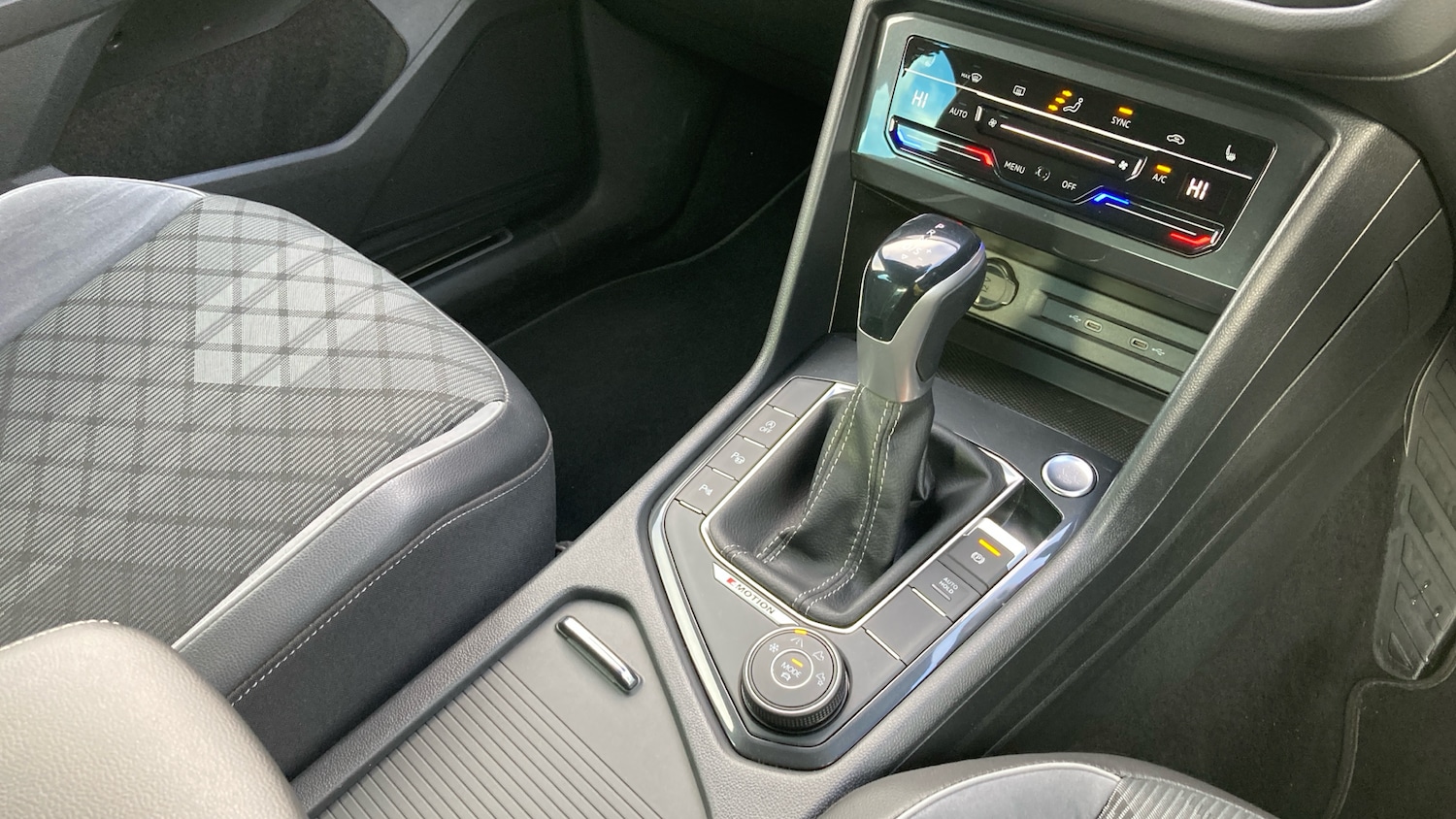 Used Volkswagen Tiguan 2022 for sale - 76818717: Photo 23