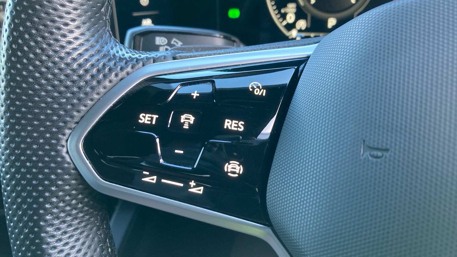 Used Volkswagen Touareg 2023 for sale - 77077211: Photo 17