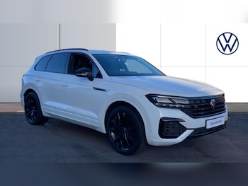 2023 (23) - 3.0 V6 TDI 4Motion Black Edition 5dr Tip Auto