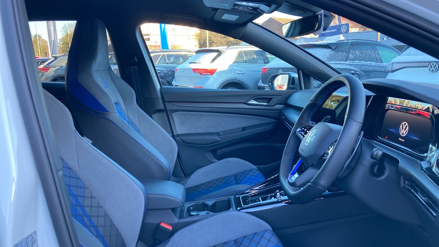 Used Volkswagen Golf 2023 for sale - 77069230: Photo 15