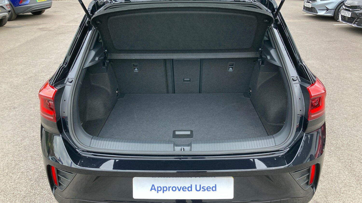 Used Volkswagen T-Roc 2025 for sale - 76322389: Photo 20