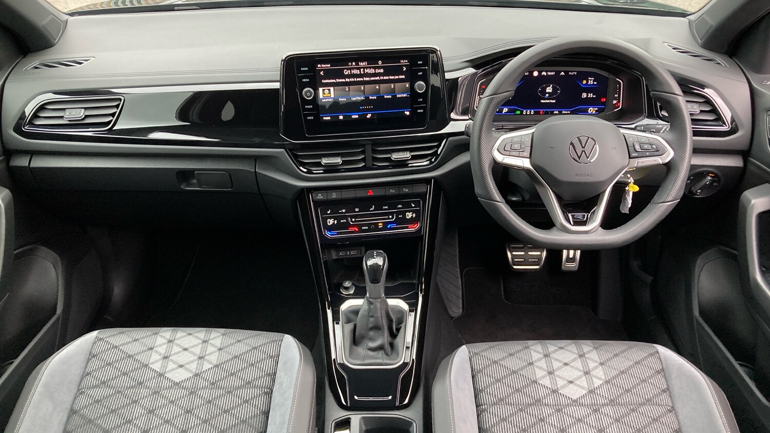 Used Volkswagen T-Roc 2025 for sale - 76322389: Photo 9