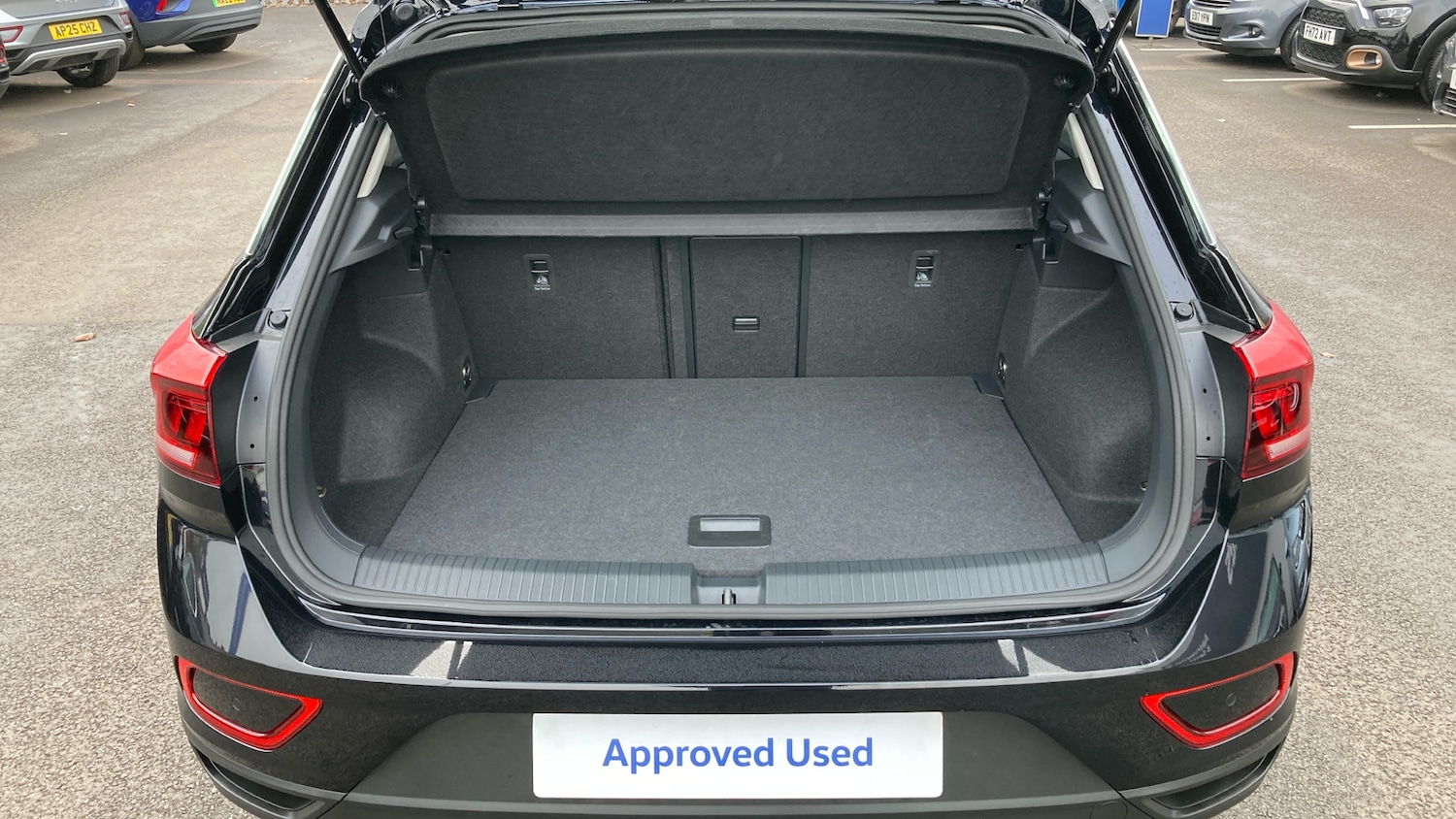 Used Volkswagen T-Roc 2025 for sale - 76322401: Photo 20